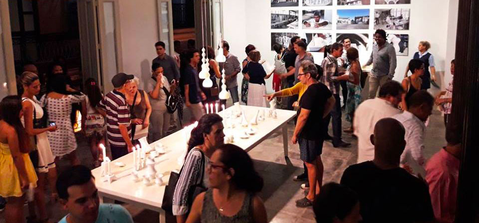 Exposición de los diseñadores cubanos Luis Ramírez y Gonzalo Córdoba